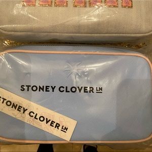 Small Stoney Clover Lane pouch
